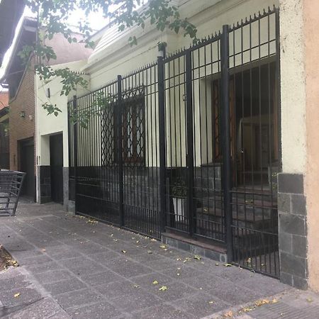 Casa Cerca Del Centro Bed&Breakfast Mendoza Ngoại thất bức ảnh